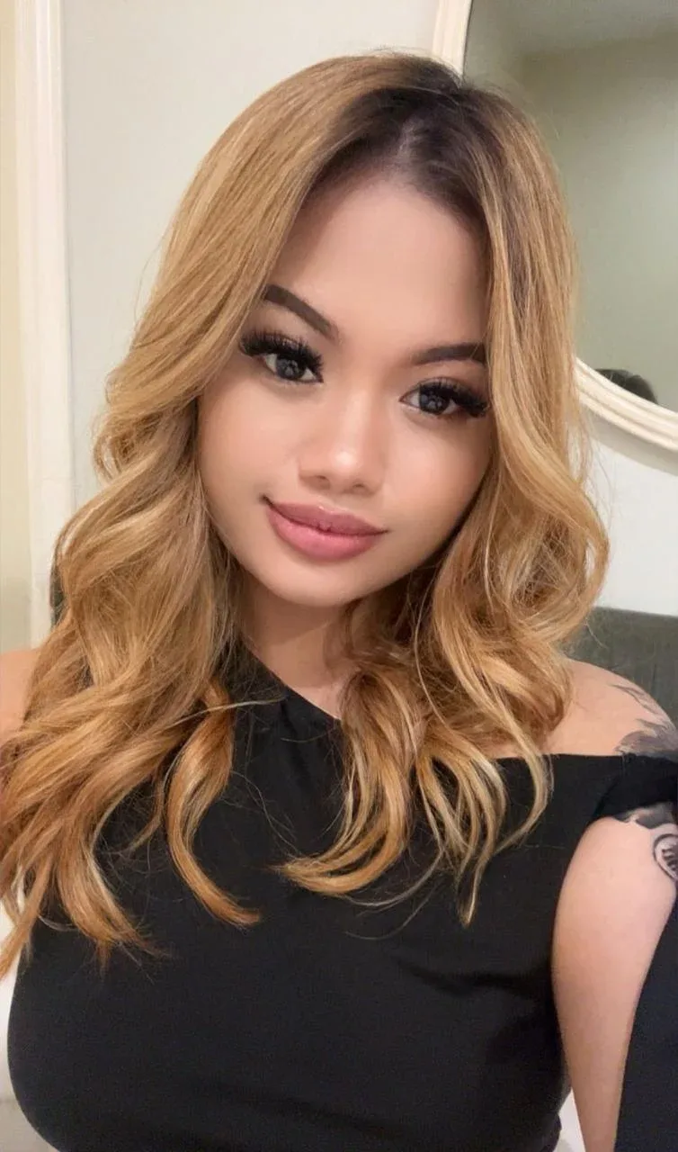 Yuan Mina-Yan, Hong Kong profile photo 9