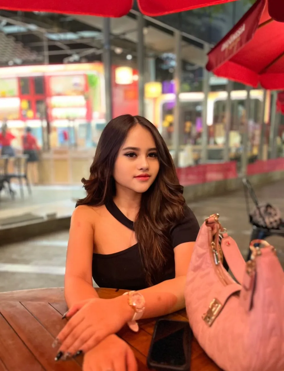Zheng Qing, Hong Kong profile photo 2