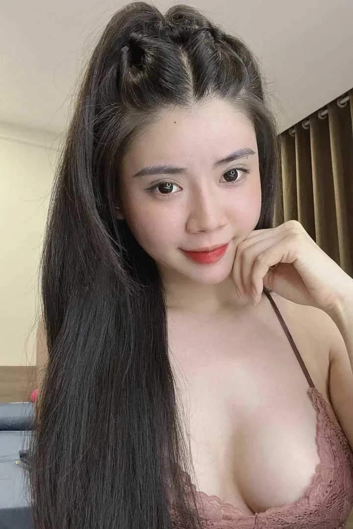 Hu Ailin, Hong Kong profile photo 1