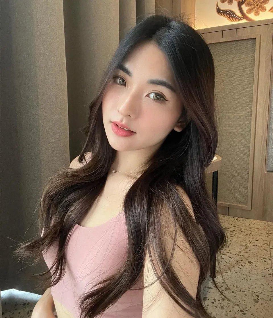 Deng Ning-Liya, Hong Kong profile photo 8