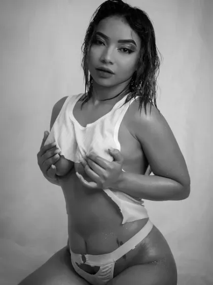 Photo next profile Pan Yue-Yan