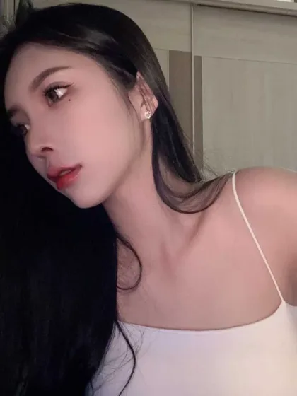 Tavirisa, female escort in Hong Kong