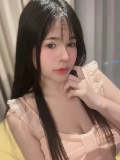 Photo next profile Golden Yan
