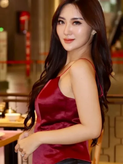Ting Moon, female escort in Hong Kong