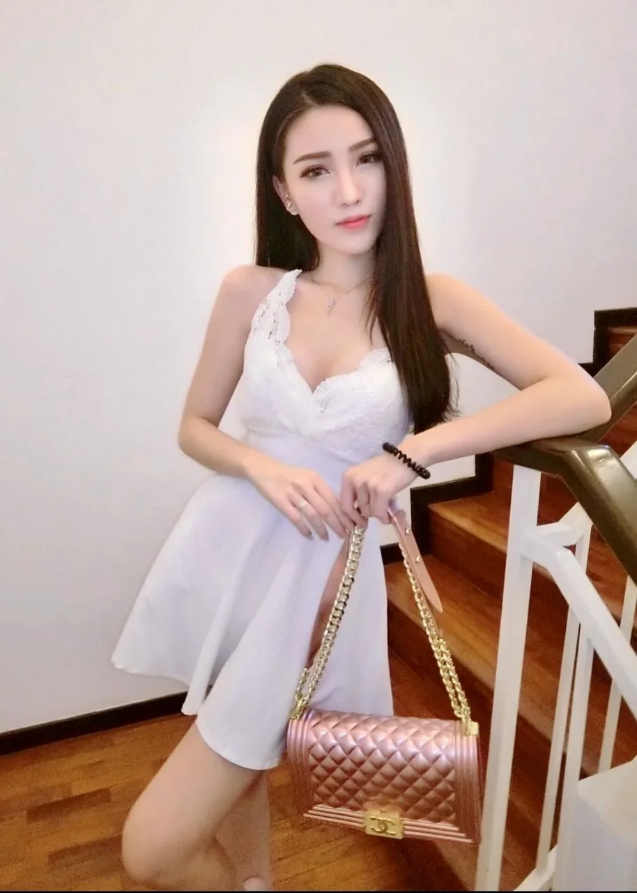 Luo Mina-Fang, Hong Kong profile photo 1