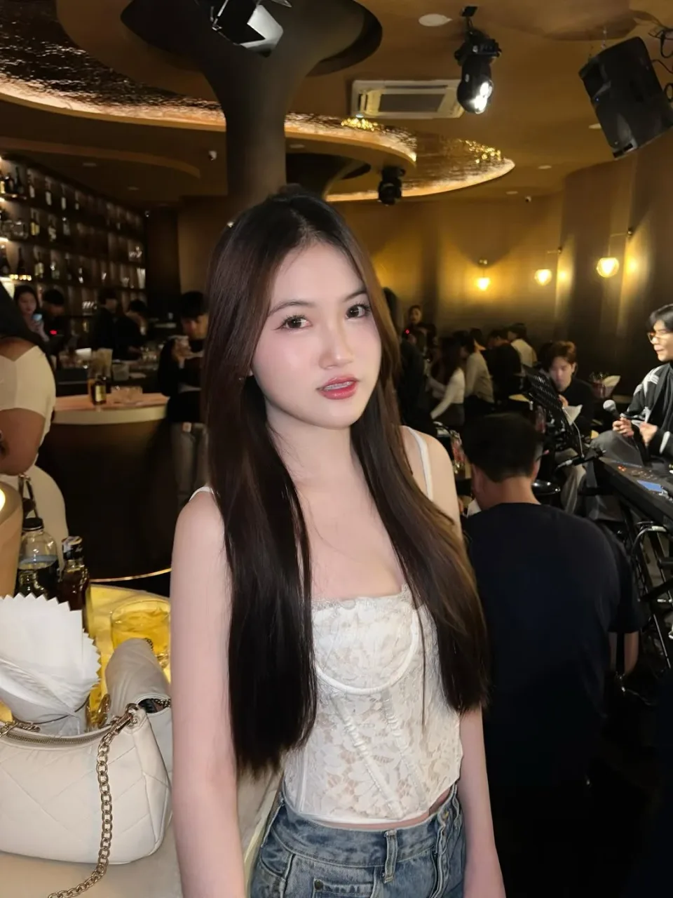 Hu Yuna-Ailin, Hong Kong profile photo 2