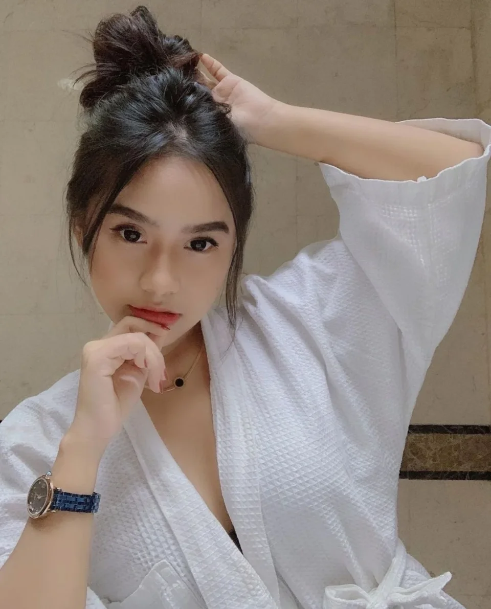 Wang Rina-Liya, Hong Kong profile photo 1