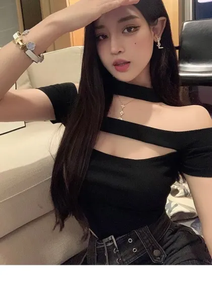Zhao Ning, female escort in Hong Kong