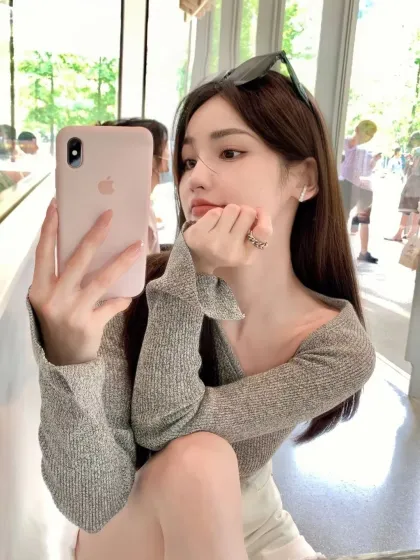 Sun Ling, female escort in Hong Kong