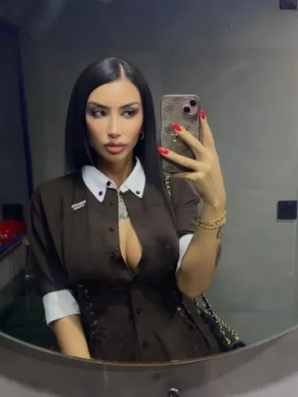 Jin Star, shemale escort in Hong Kong