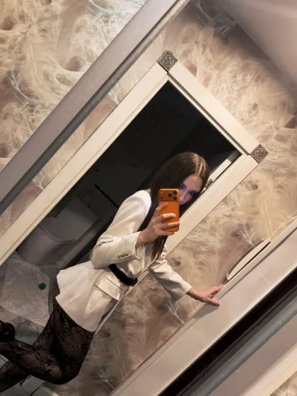 Photo next profile Li Luo