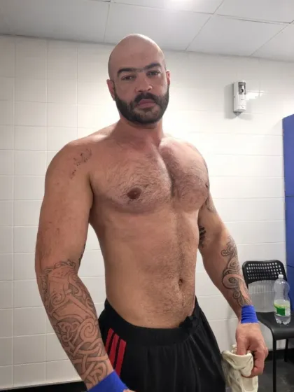 Yuan Tao-Shan, male escort in Hong Kong, recommendation photo 3