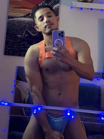 Tao Flame, male escort in Hong Kong, recommendation photo 1