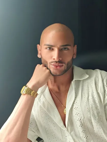 Zhu Heng, male escort in Hong Kong