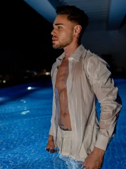 Tian Ray, male escort in Hong Kong