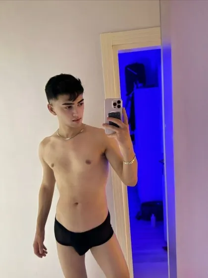 Photo next profile Hu Hao