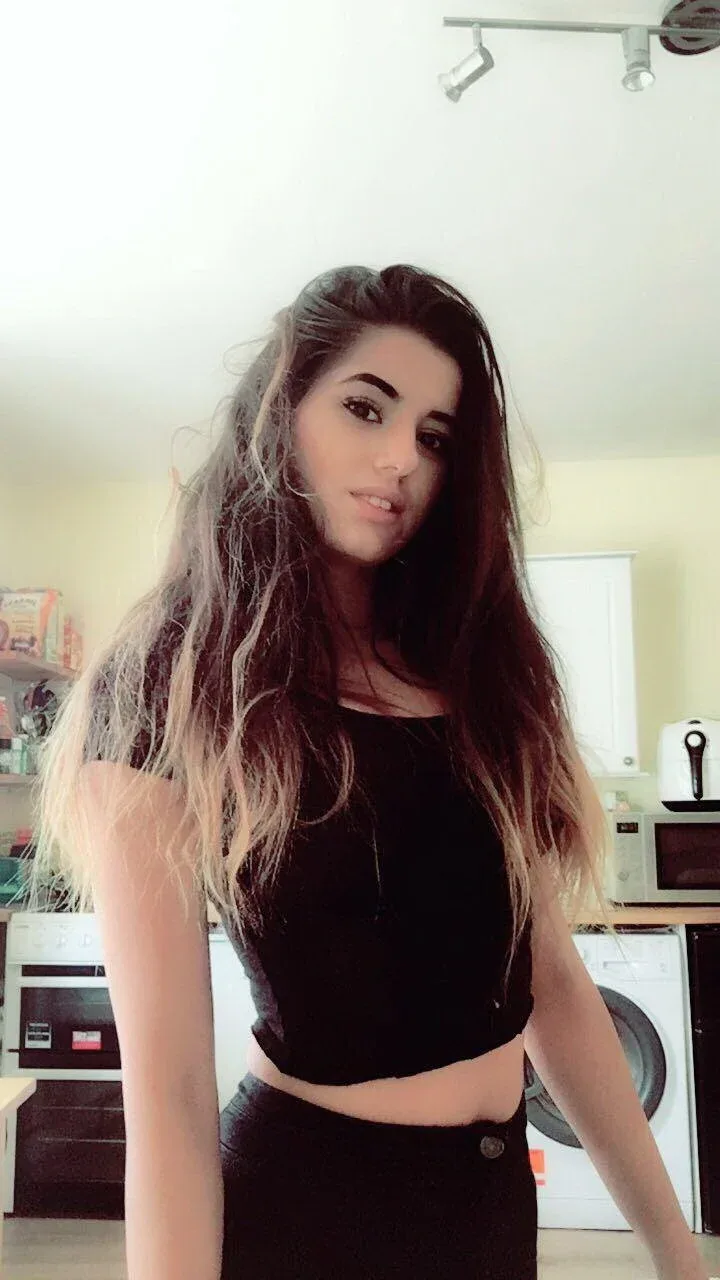 Avni Rose, Hong Kong profile photo 3