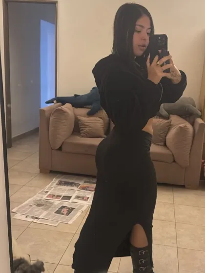 Xie Ning, female escort in Hong Kong