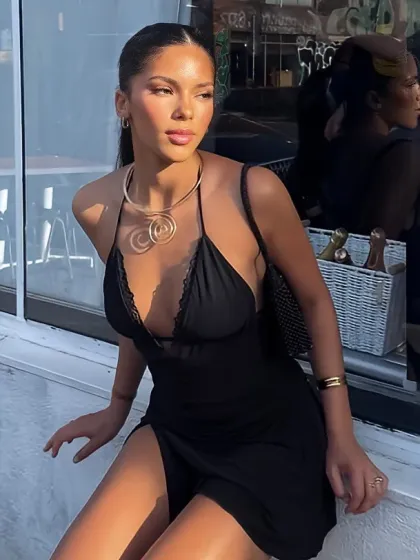 Chen Hua, female escort in Hong Kong